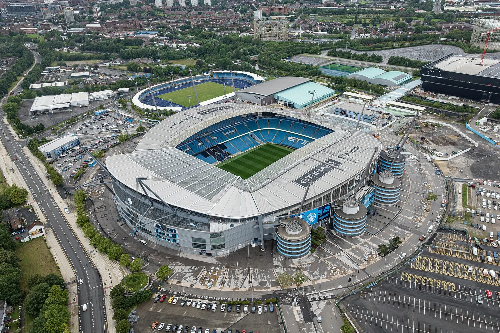 Manchester City'nin stadı Etihad'ın havadan görünümü
