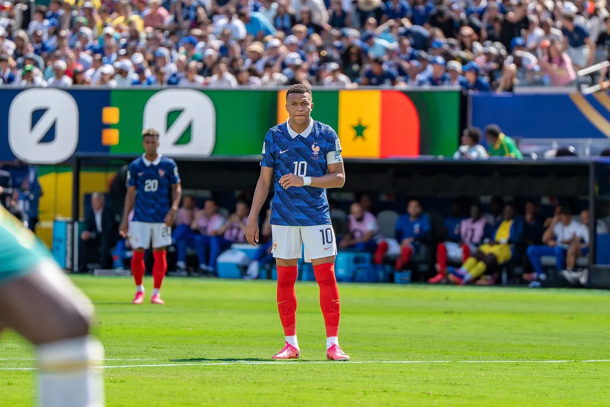Kylian Mbappé, Fransa formasıyla Senegal maçında